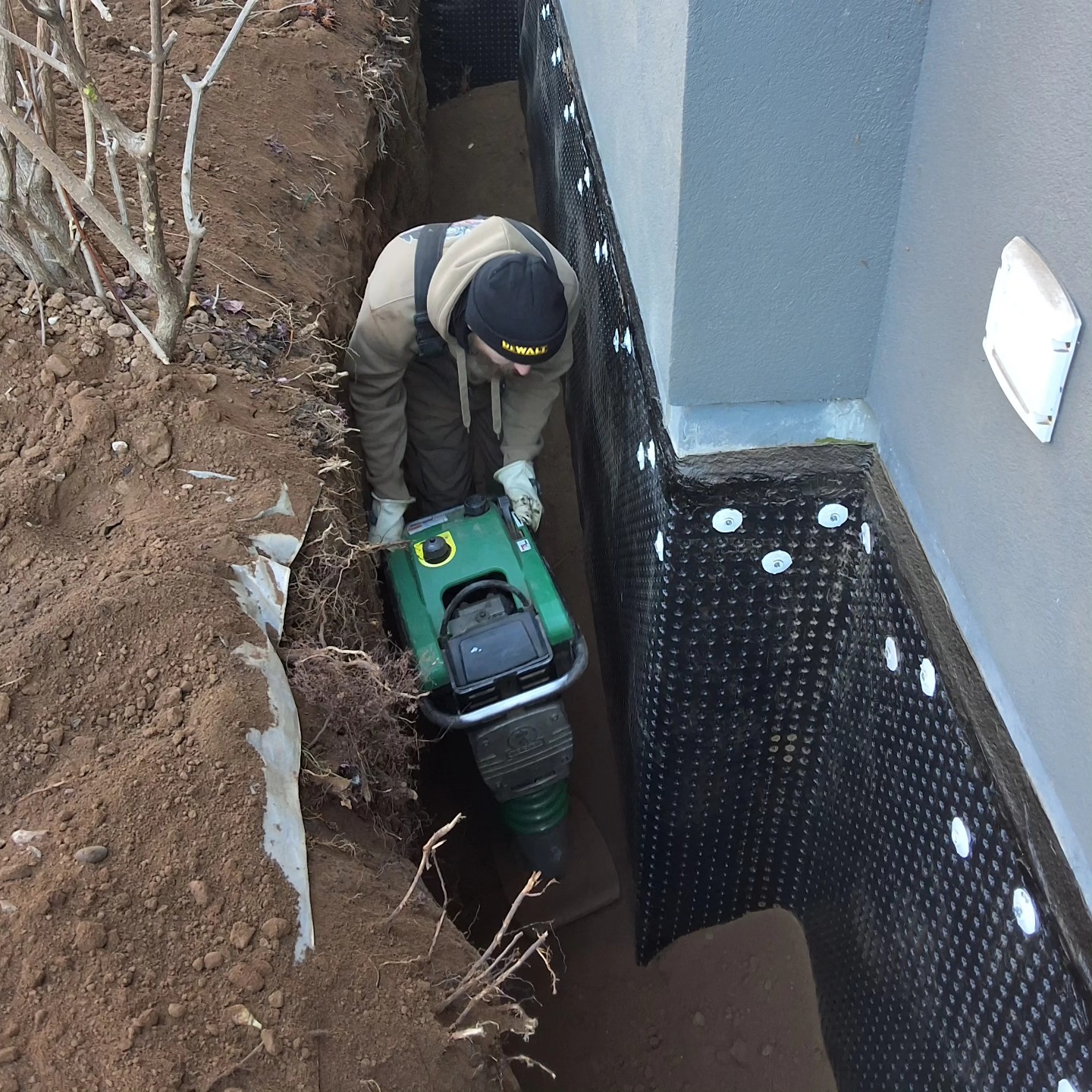 exterior foundation waterproofing